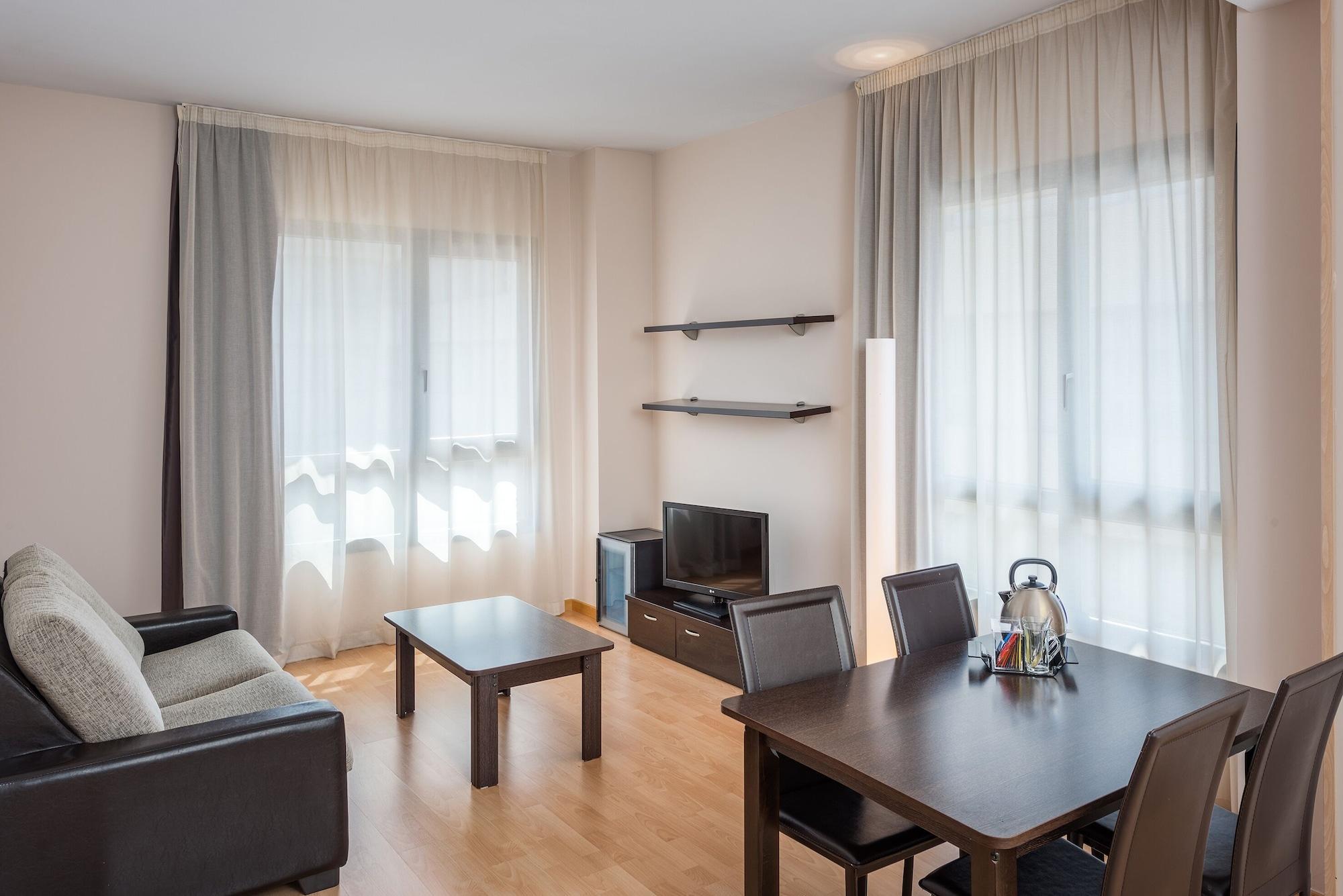 Madrid Airport Suites, Affiliated By Melia Екстериор снимка