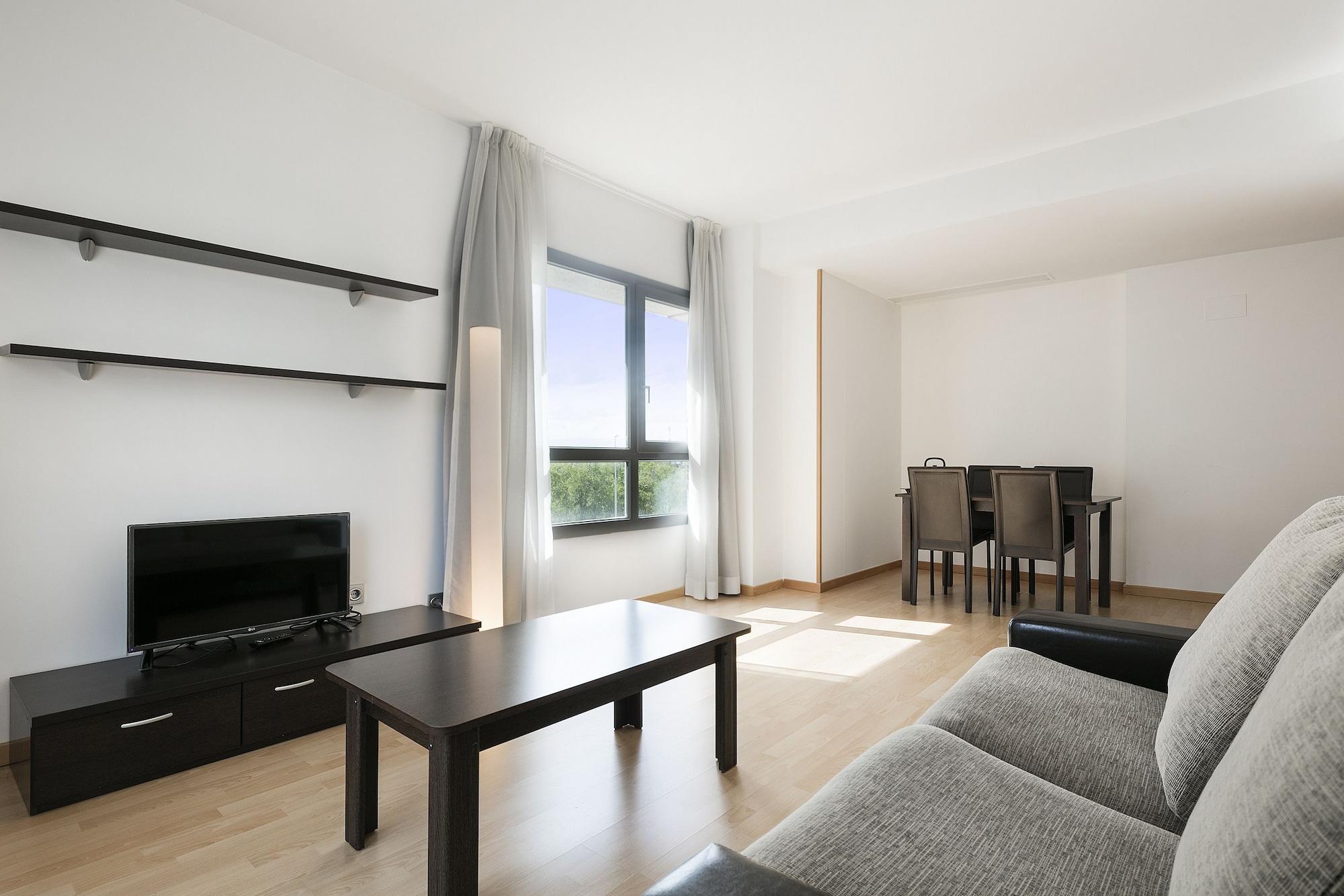 Madrid Airport Suites, Affiliated By Melia Екстериор снимка