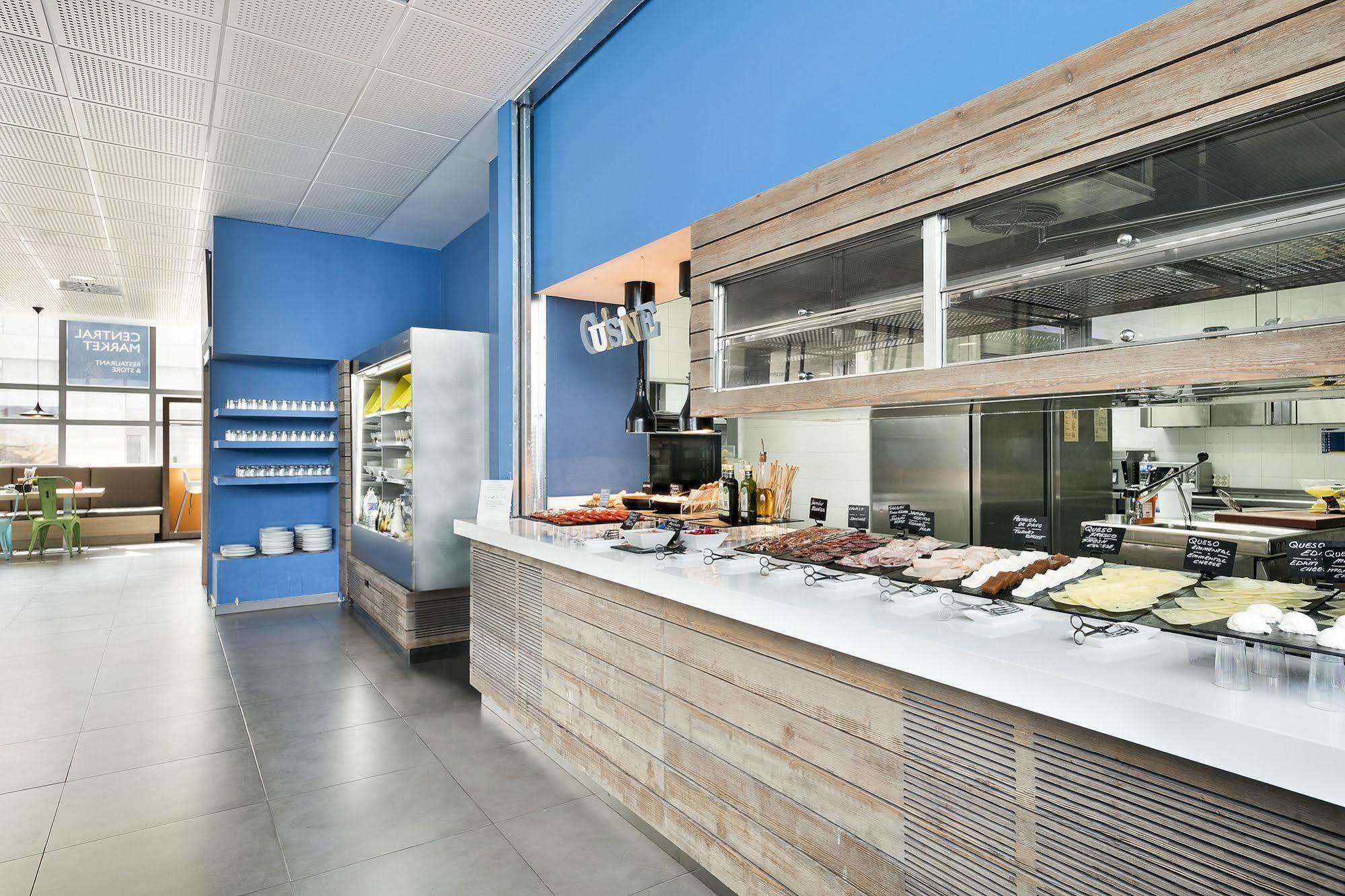 Madrid Airport Suites, Affiliated By Melia Екстериор снимка
