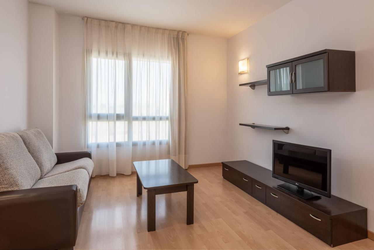 Madrid Airport Suites, Affiliated By Melia Екстериор снимка